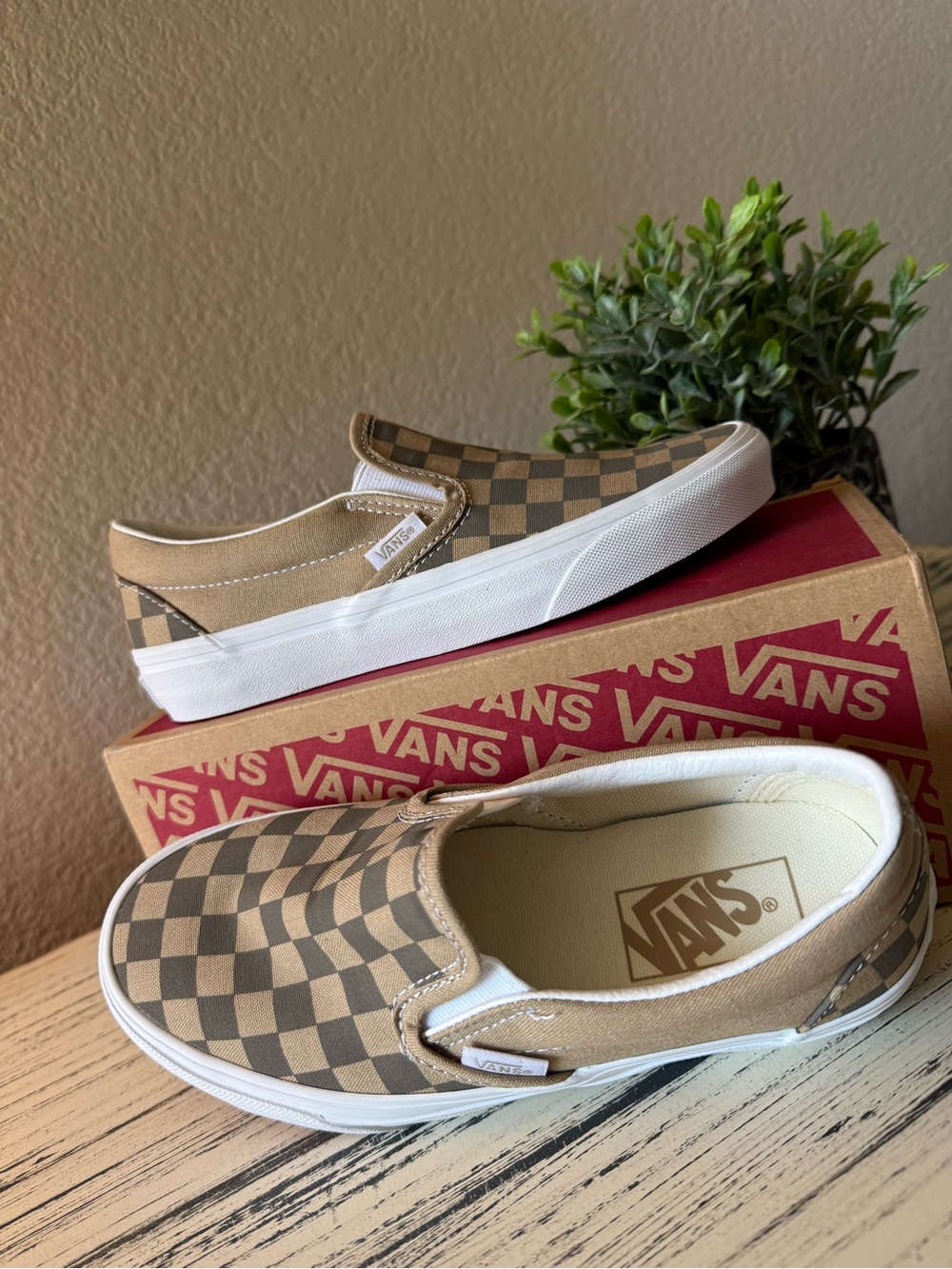 RARE!! Vans Slip-On Checkerboard Tan and Brown 😎
